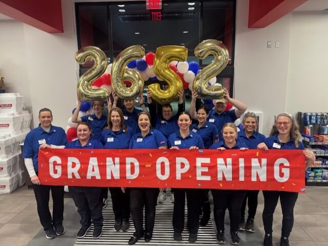 2652 Store Opening with RaceTrac workers from Findlay Ohio